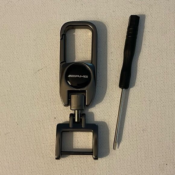 AMG Logo Key Fob Keychain in Metal NWT - Picture 2 of 5